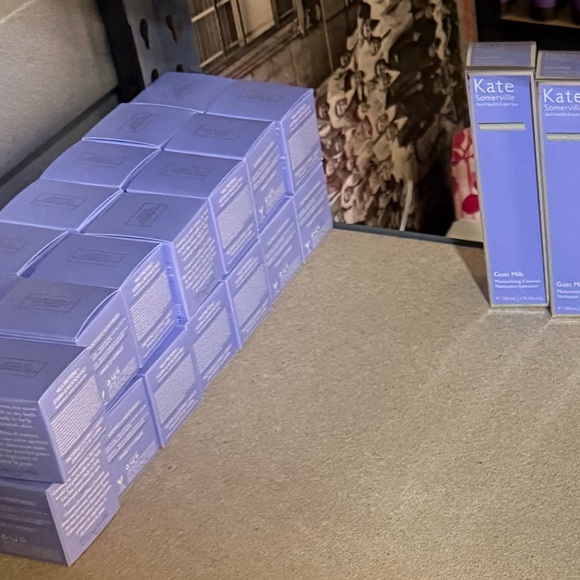 4 for $20 - Kate Somerville 1.7oz. Moisturizing Cream - Picture 2 of 2